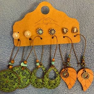 Fashion Vintage Style Bohemian Earrings!! New!!